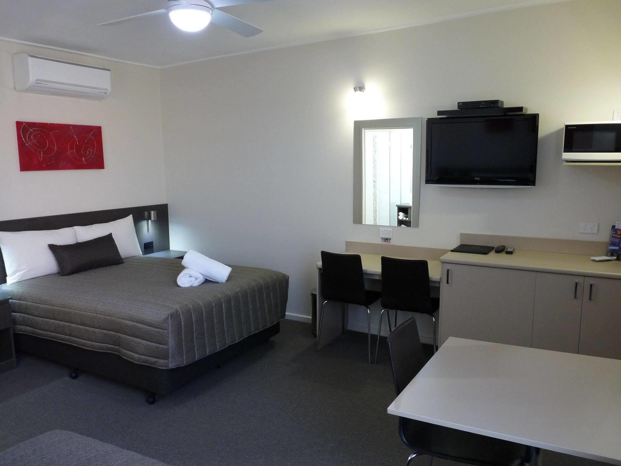 Loddon River Motel Kerang Zewnętrze zdjęcie