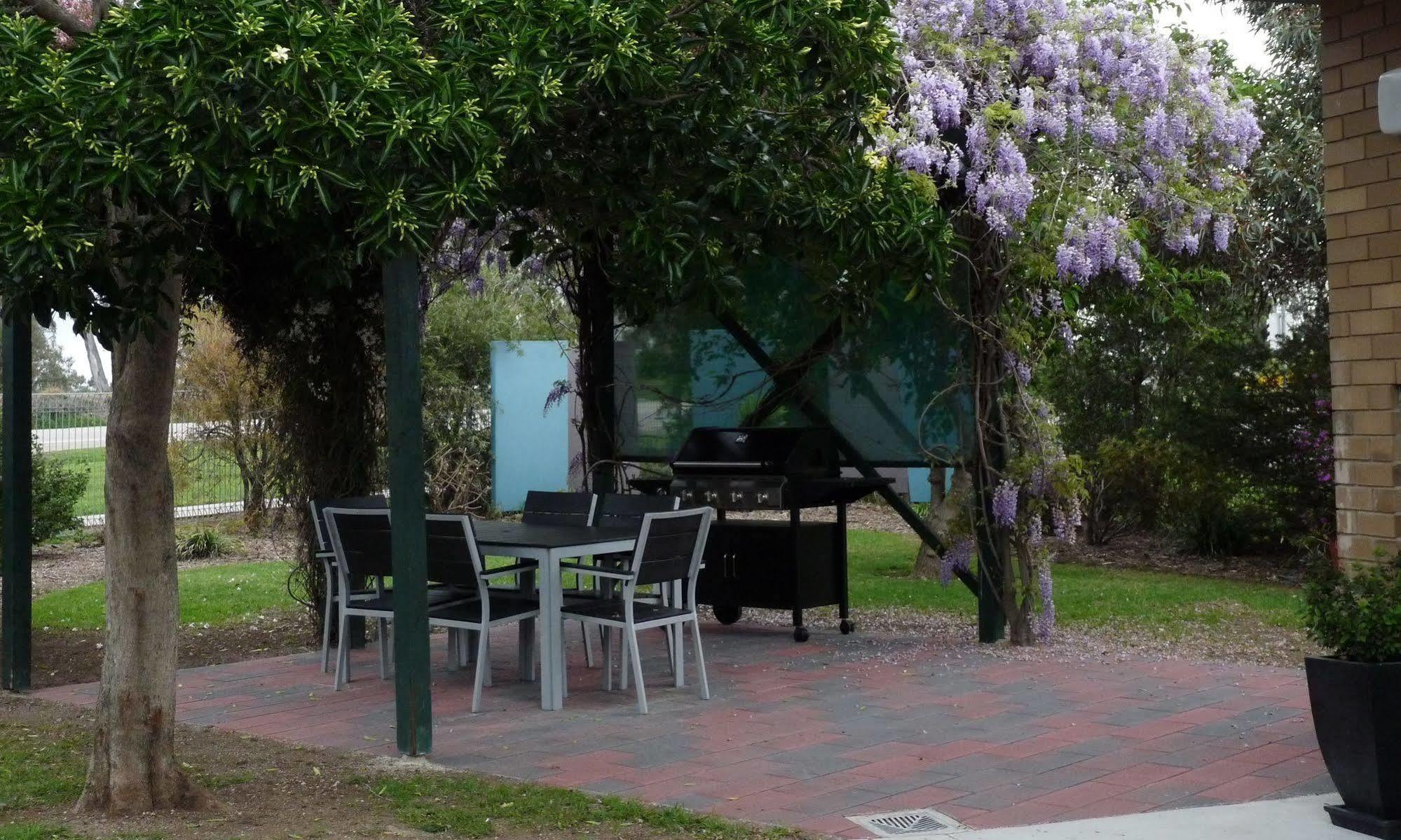 Loddon River Motel Kerang Zewnętrze zdjęcie
