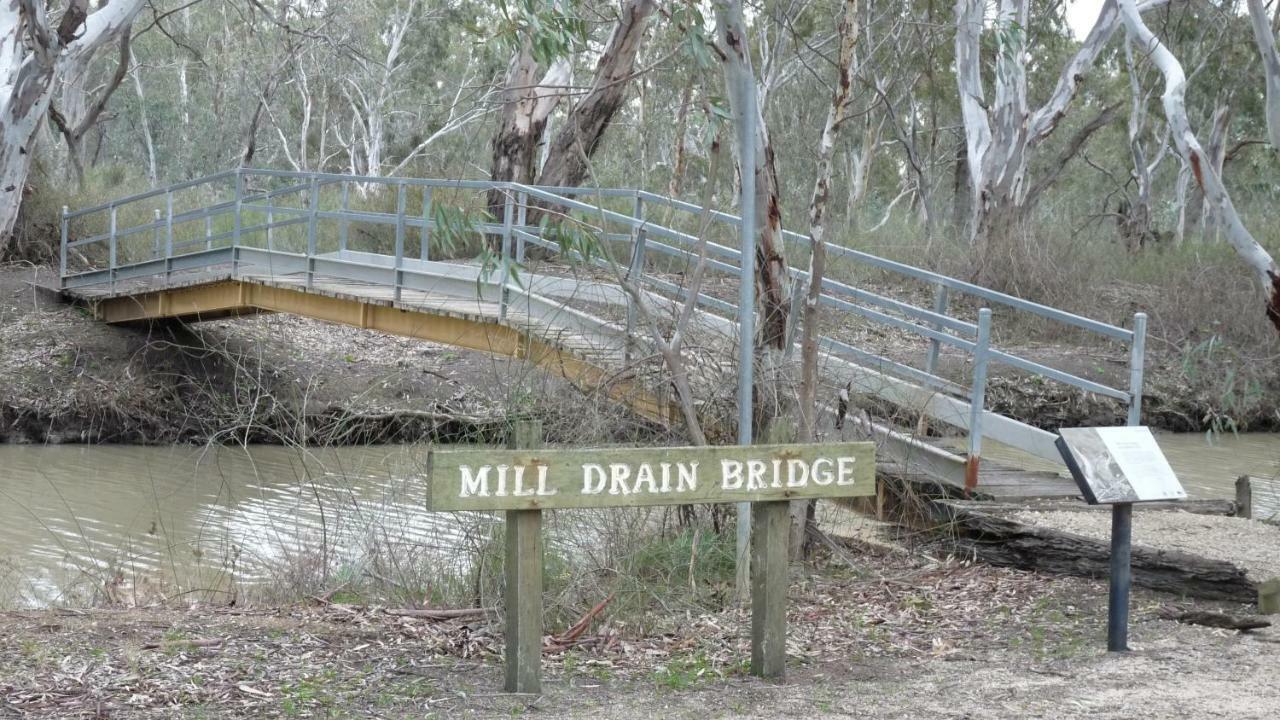 Loddon River Motel Kerang Zewnętrze zdjęcie